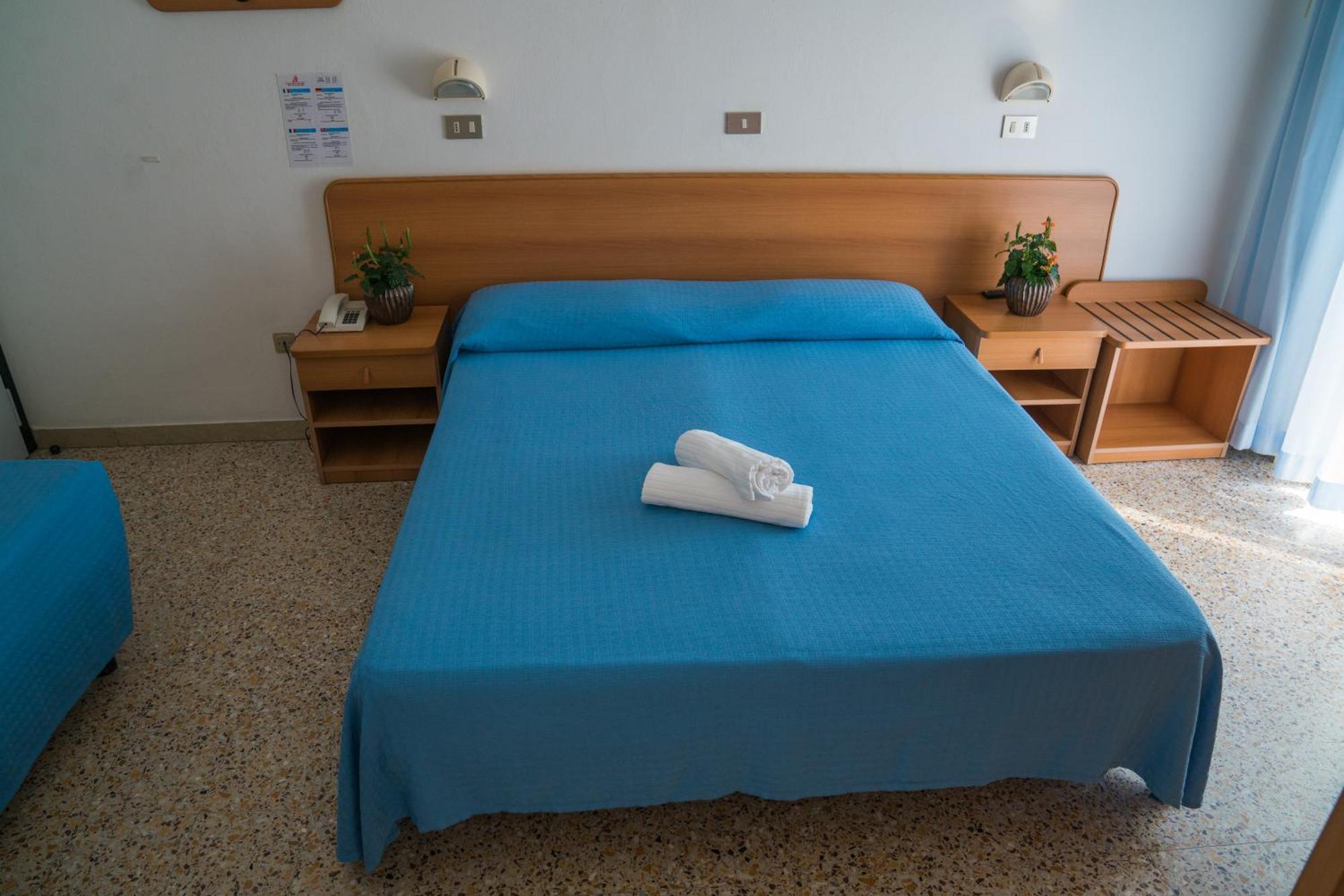Hotel Singapore Milano Marittima Buitenkant foto