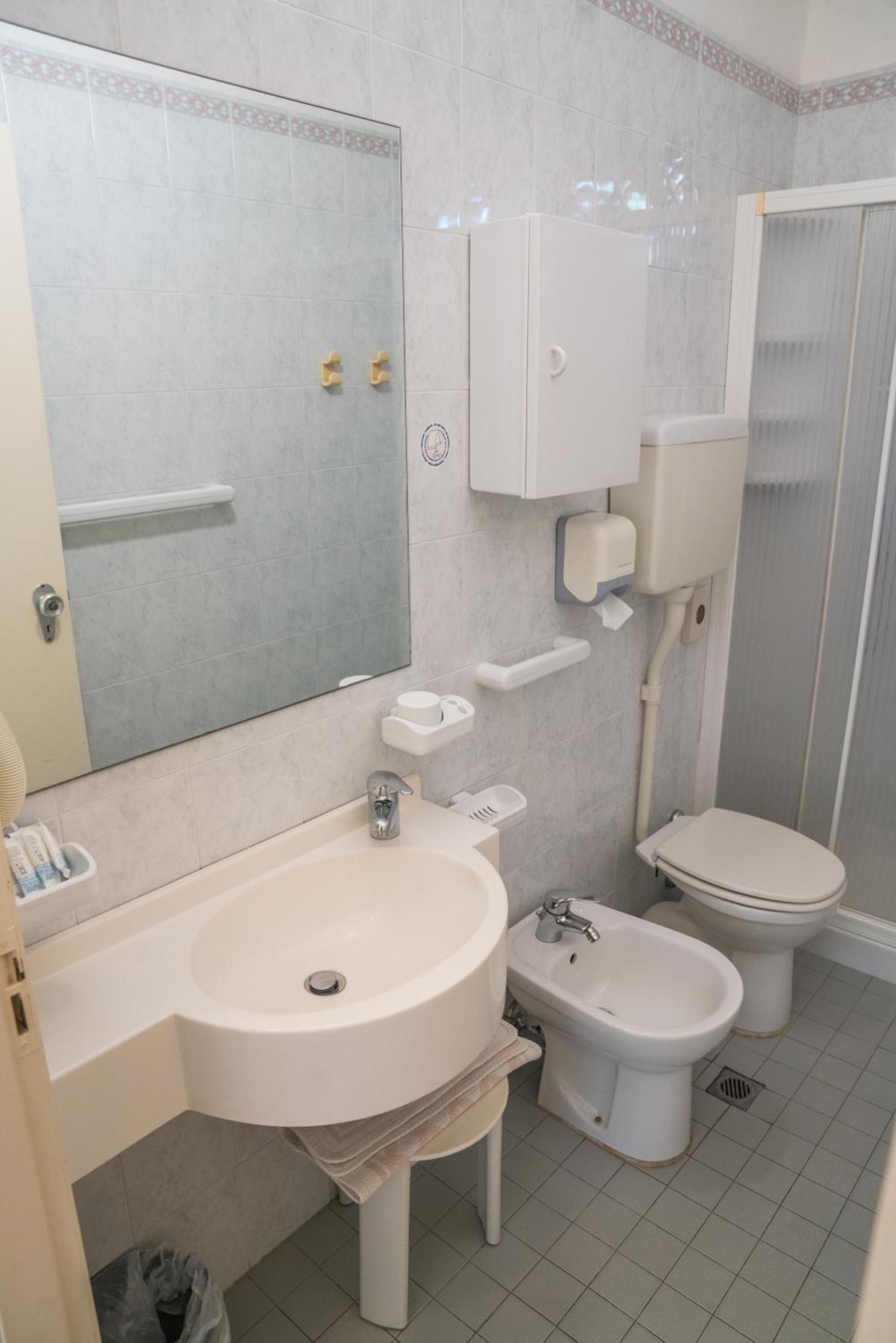 Hotel Singapore Milano Marittima Buitenkant foto