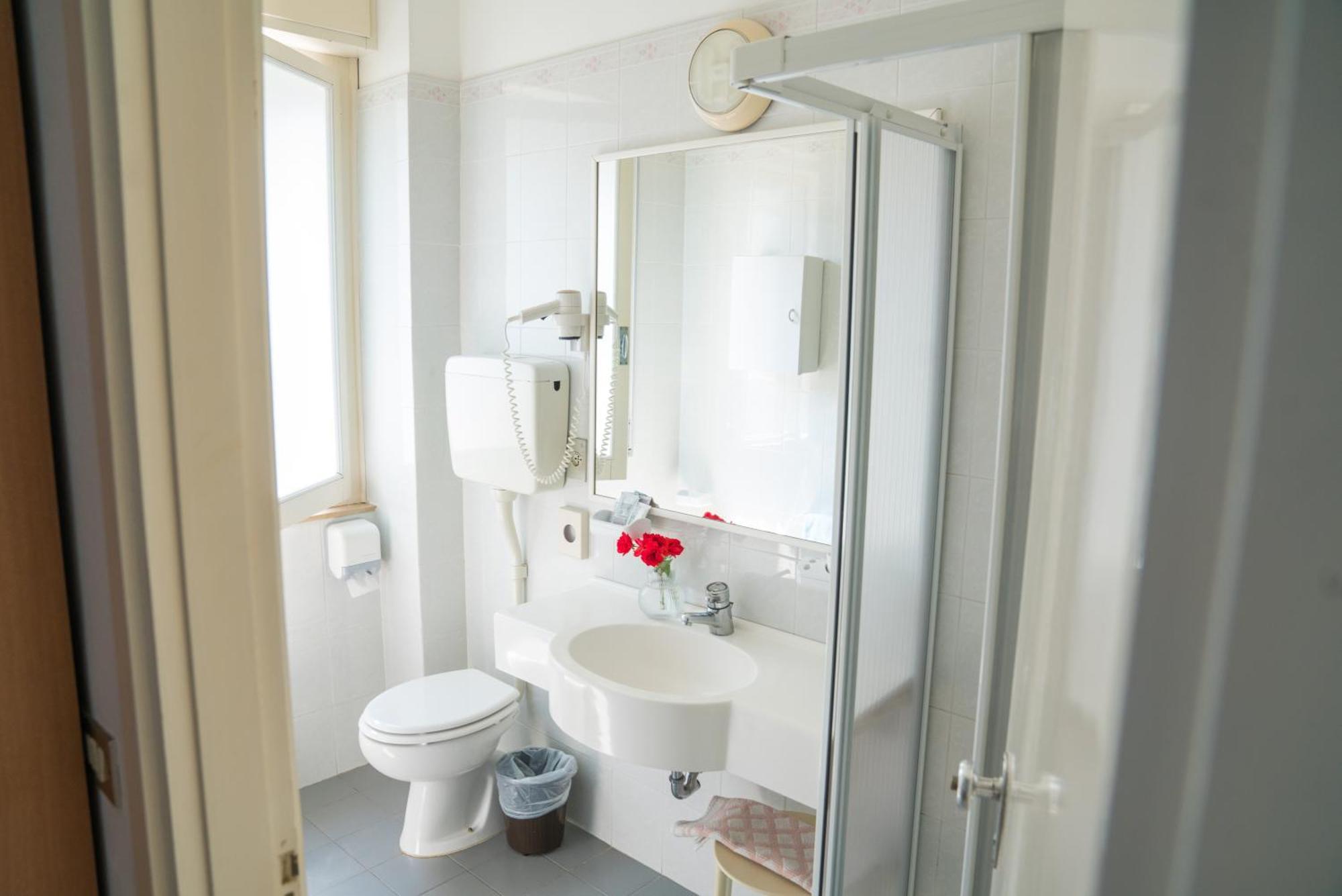 Hotel Singapore Milano Marittima Buitenkant foto