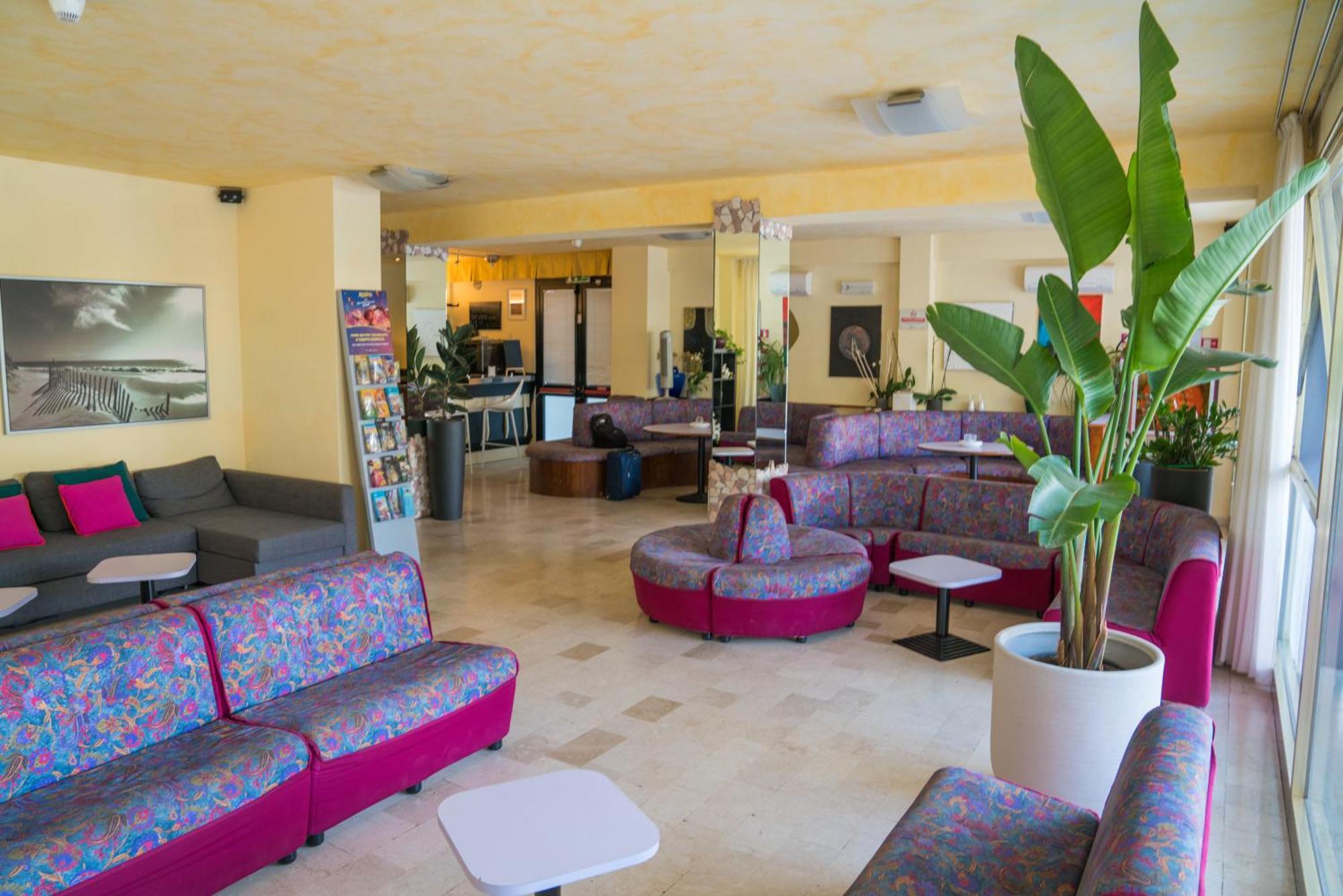 Hotel Singapore Milano Marittima Buitenkant foto