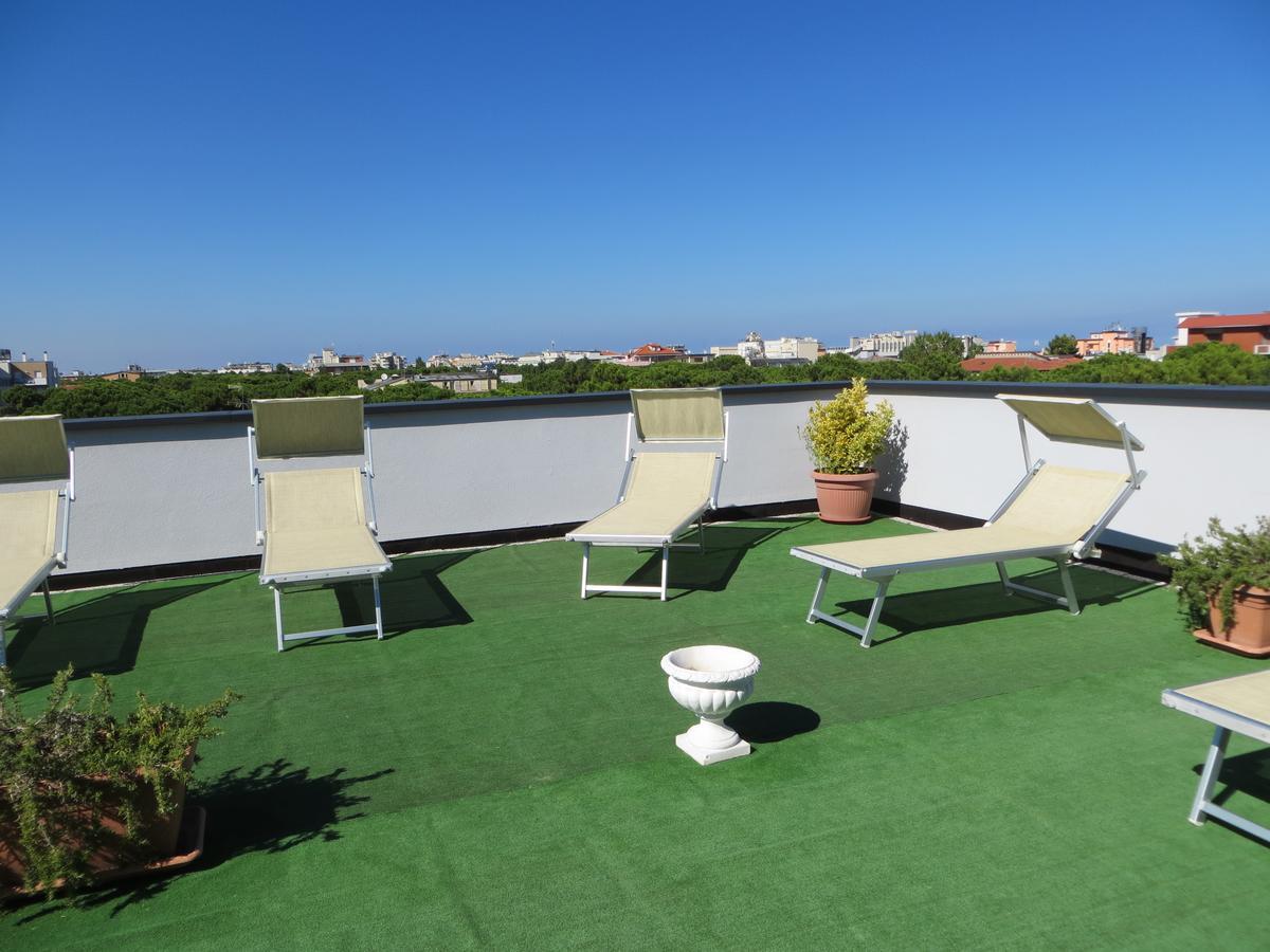 Hotel Singapore Milano Marittima Buitenkant foto